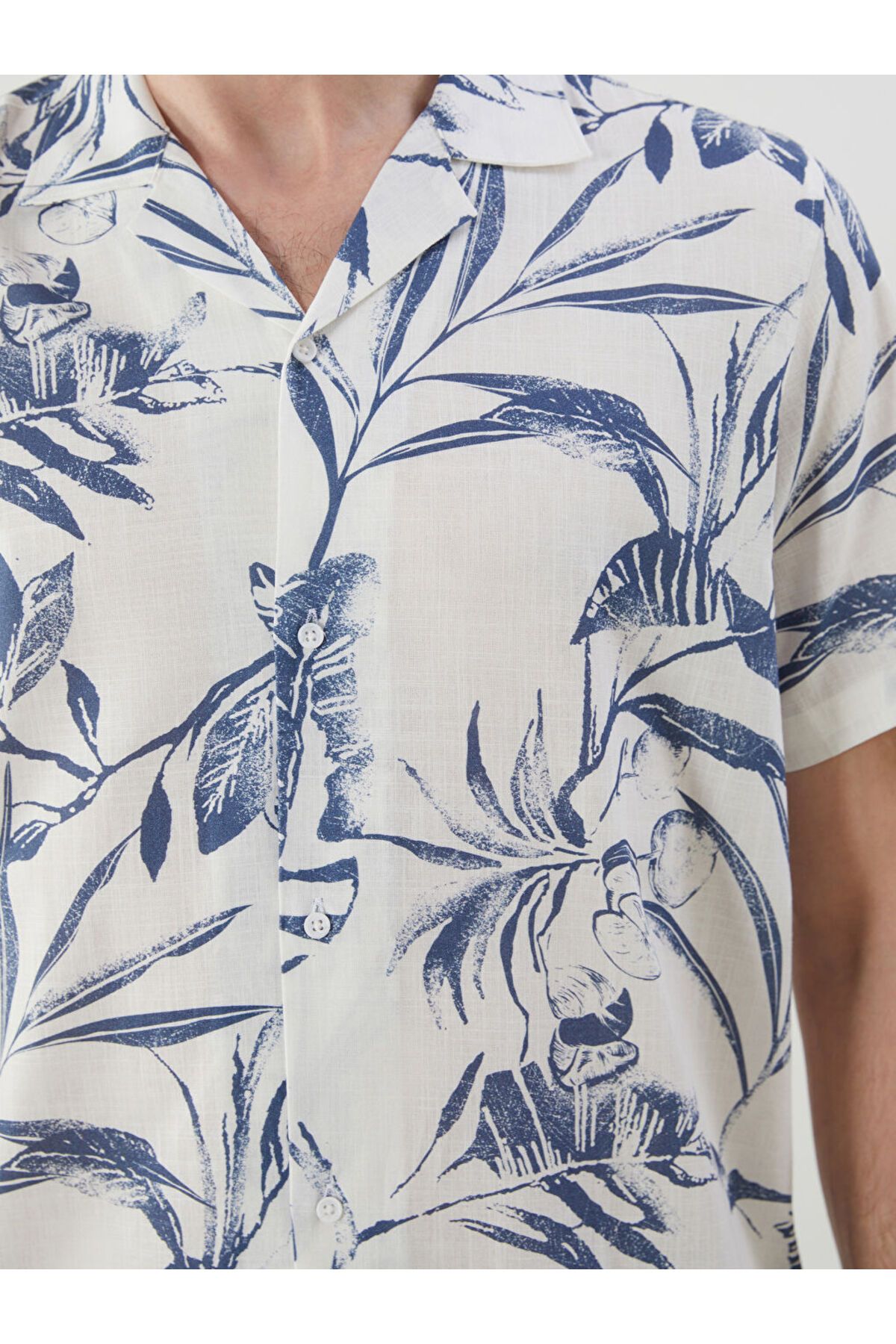 LC Waikiki Yeni Sezon Regular Fit Kisa Kollu Desenli Erkek Gomlek - S5PJ66Z8