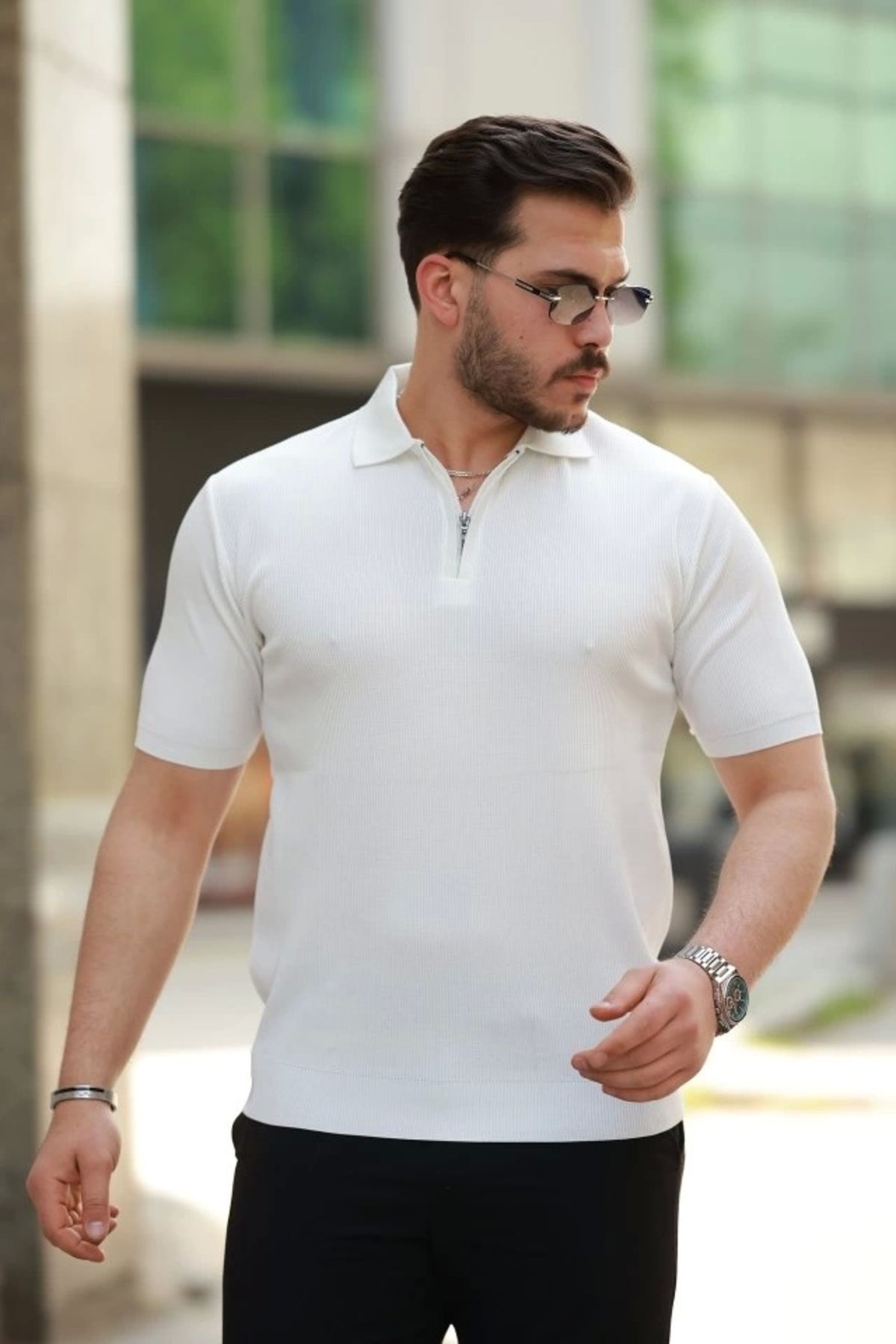 Butik Erkek Fermuarlı Yakalı Kısa Kollu Tshirt