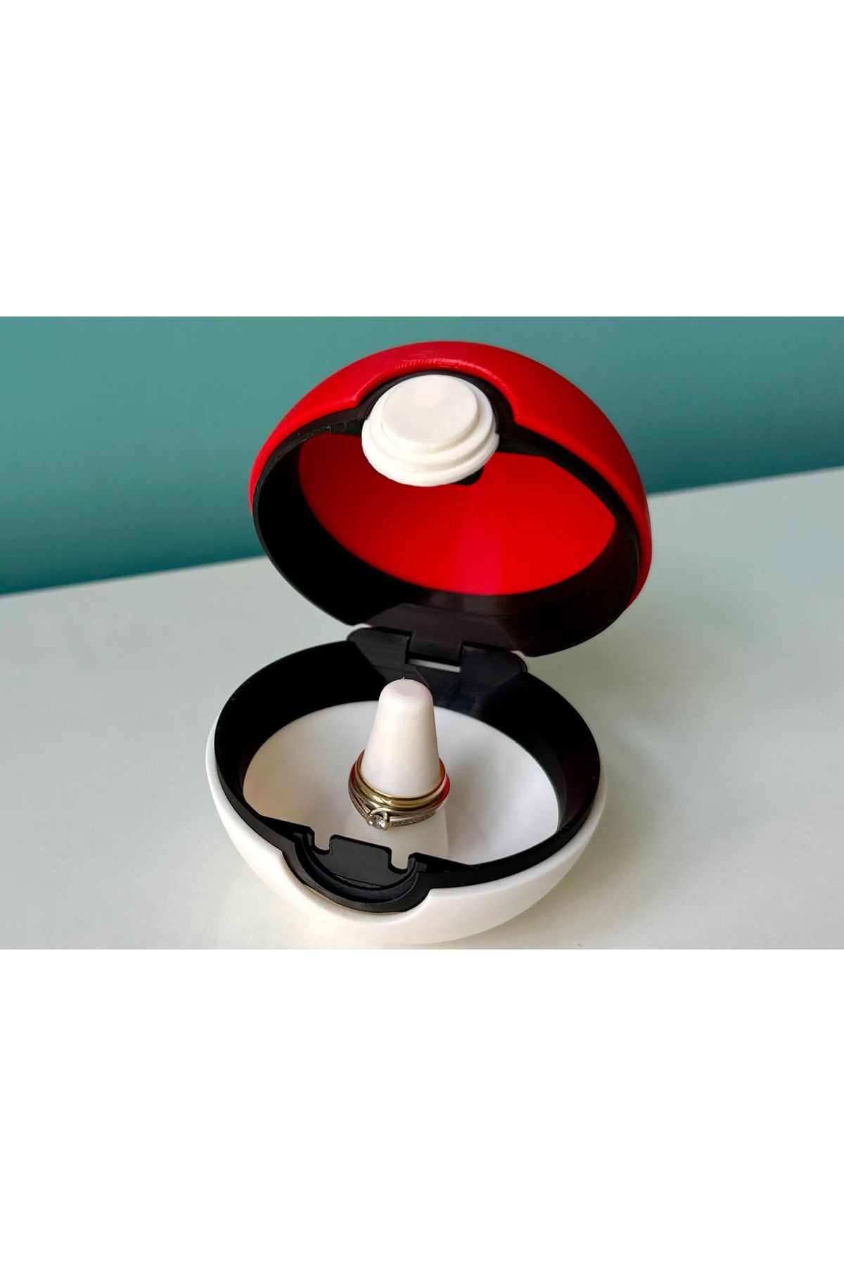 Mizaku Poke Topu Şeklinde Yüzük Kutusu Evlilik Teklifleri ve Saklama İçin Gerçek Pokeball Boyutlarında