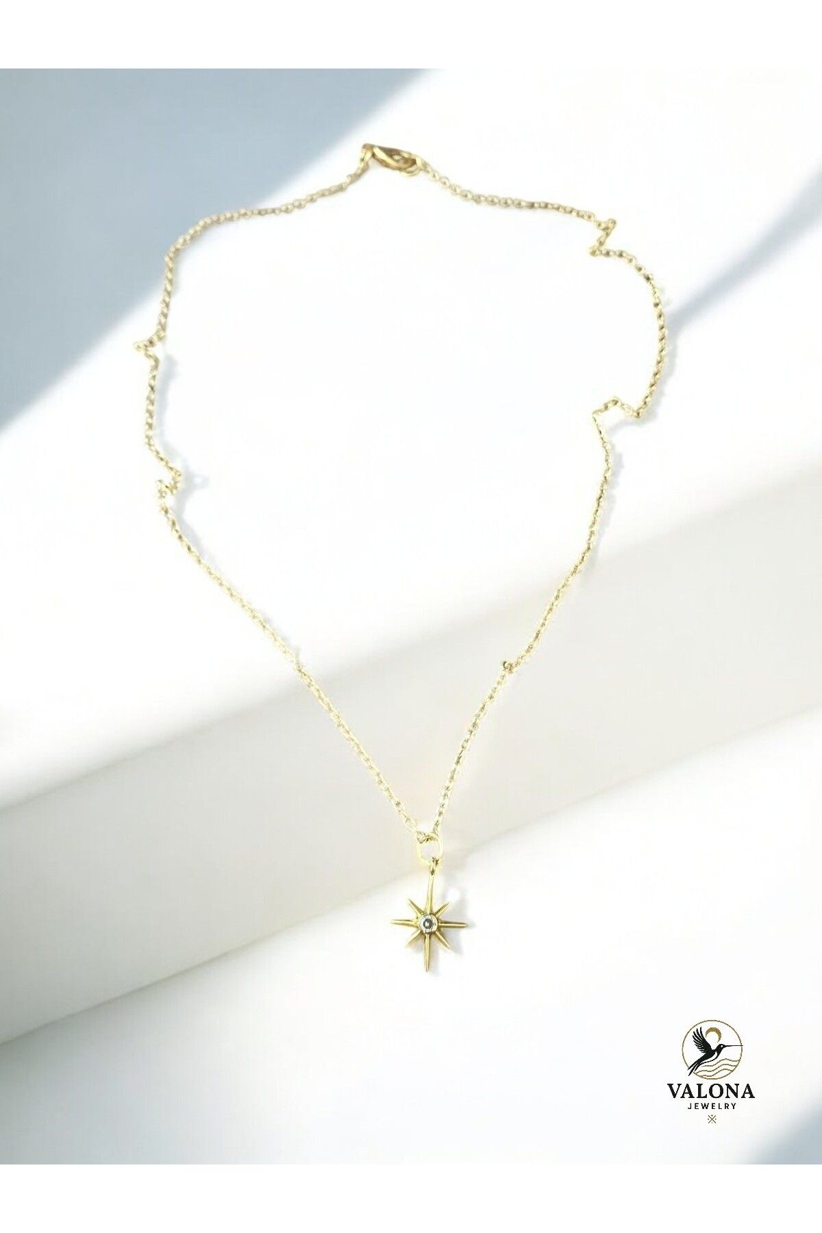 Valona Jewelry Kuzey Yıldız Gold Kolye