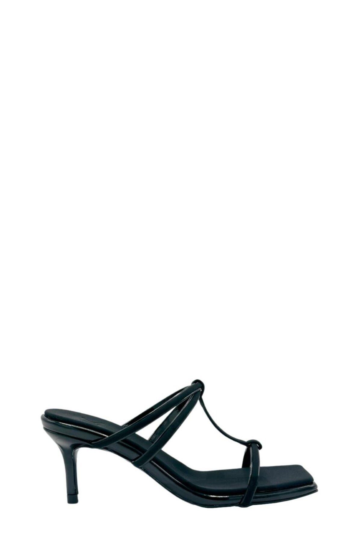 Moulin Shoes Siyah 8 Cm Topuklu Kadın Terlik