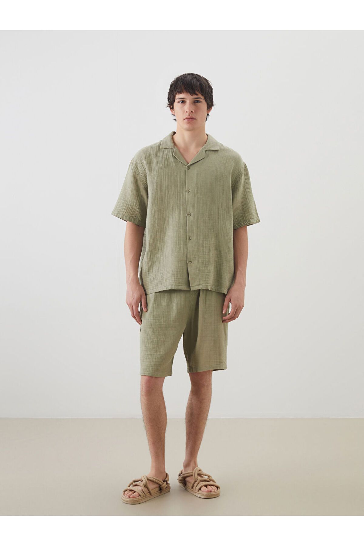 LC Waikiki Yeni Sezon Rahat Kalip Muslin Erkek Sort - S5ER30Z8
