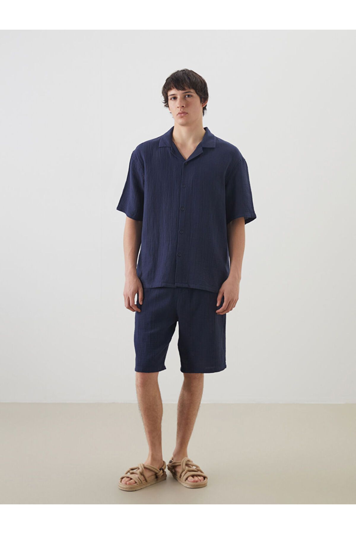 LC Waikiki Yeni Sezon Rahat Kalip Muslin Erkek Sort - S5ER30Z8