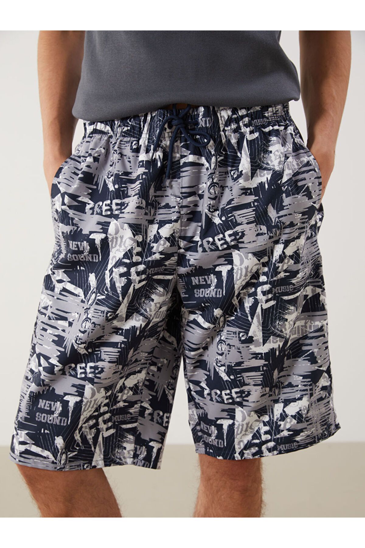 LC Waikiki-Lcw Knee Length Patterned Men's Swim Shorts 3