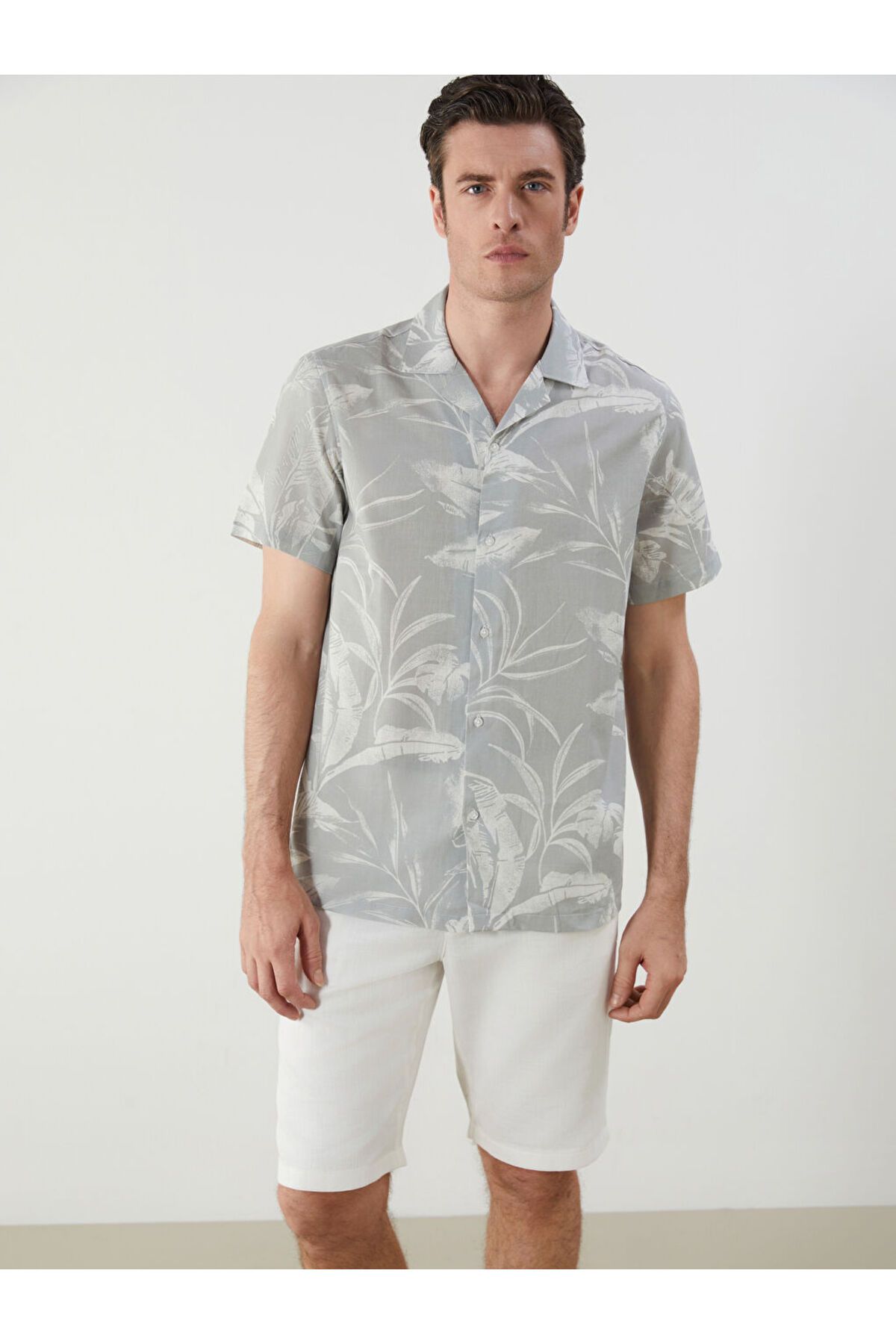 LC Waikiki Yeni Sezon Regular Fit Kisa Kollu Desenli Erkek Gomlek - S5PJ66Z8