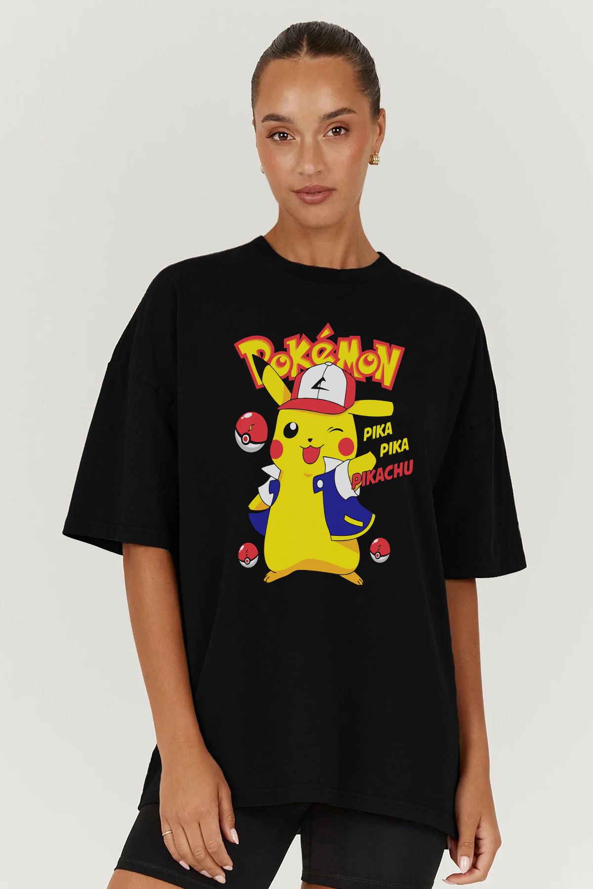 MODA Pokemon Pikachu Baskılı Oversize Kalıp Siyah Geniş Bol Kesim Kadın Tişört