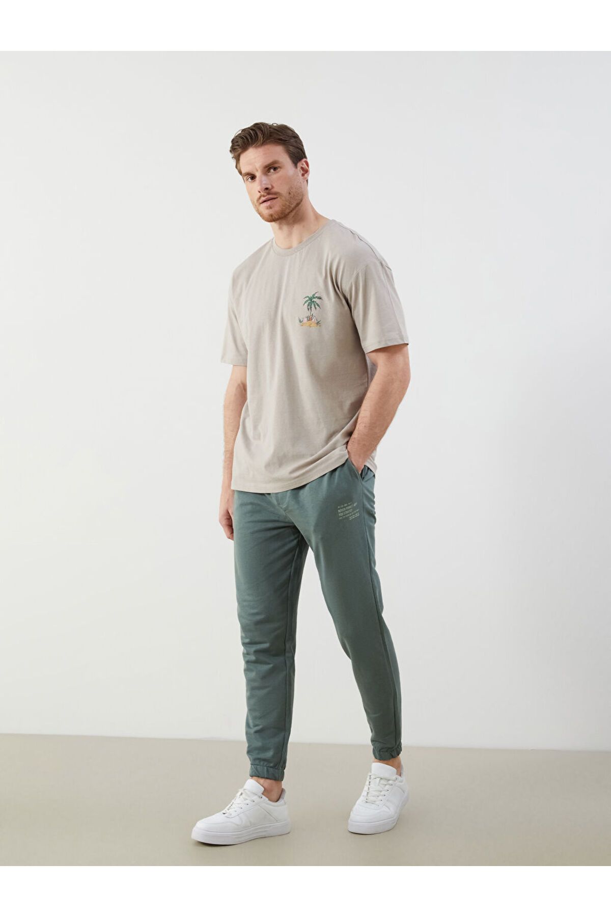 LC Waikiki Yeni Sezon Standart Kalip Erkek Jogger Esofman Alti - S5GY22Z8