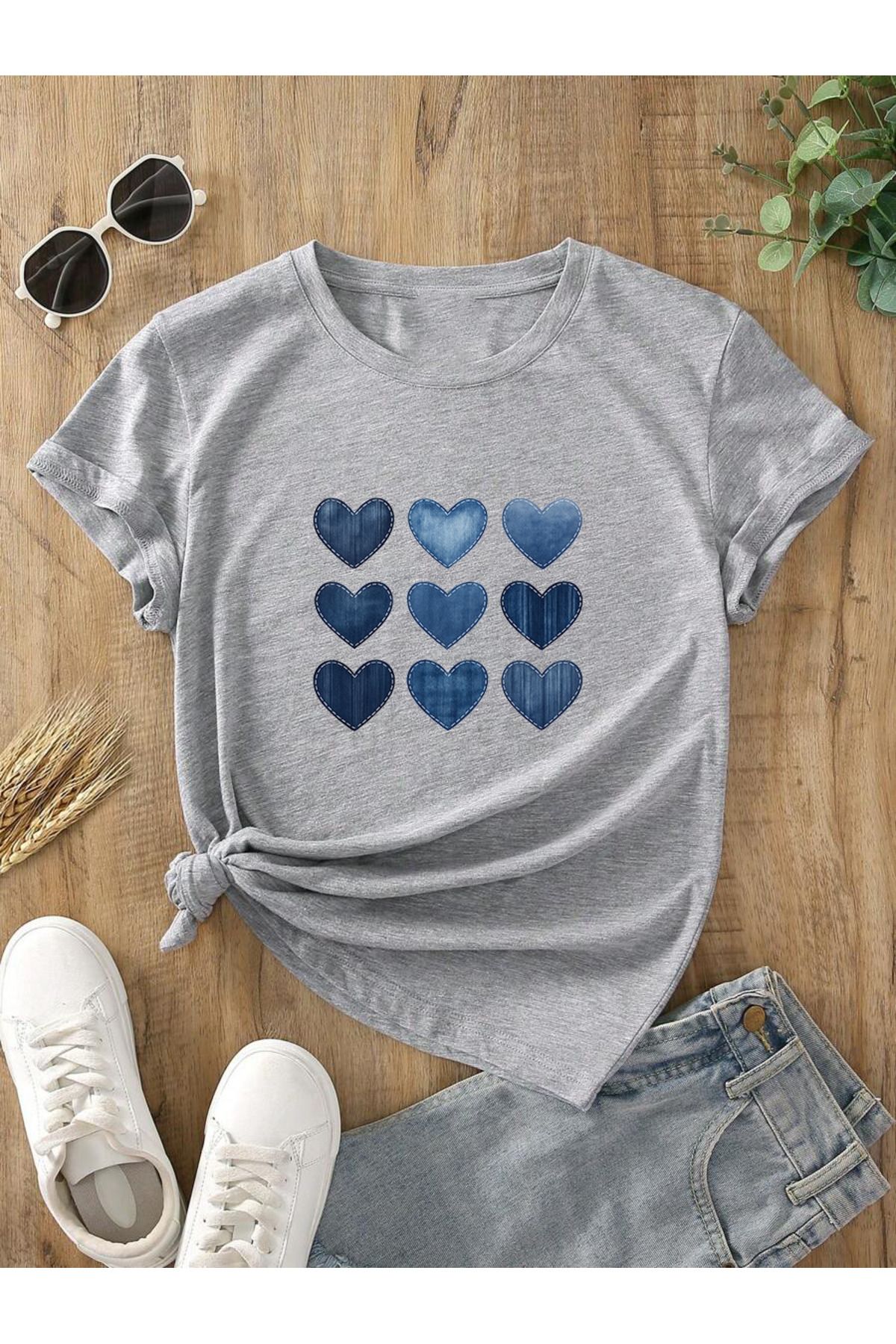 uyguntarz Unisex Jean Desenli Kalp Tasarım Basklı Tshirt