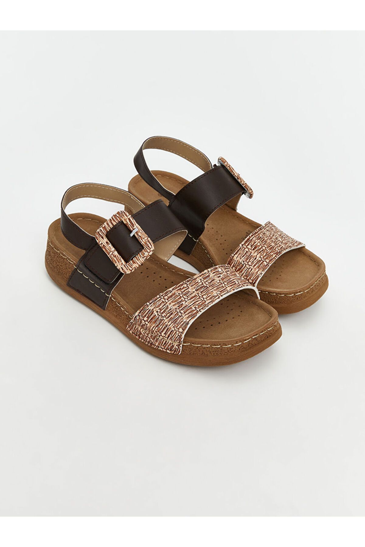 LC Waikiki Yeni Sezon Deri Gorunumlu Kadin Sandalet - S5JC83Z8