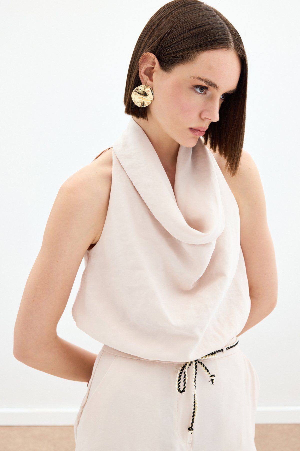 Sateen Degaje Yaka Bluz - Bej