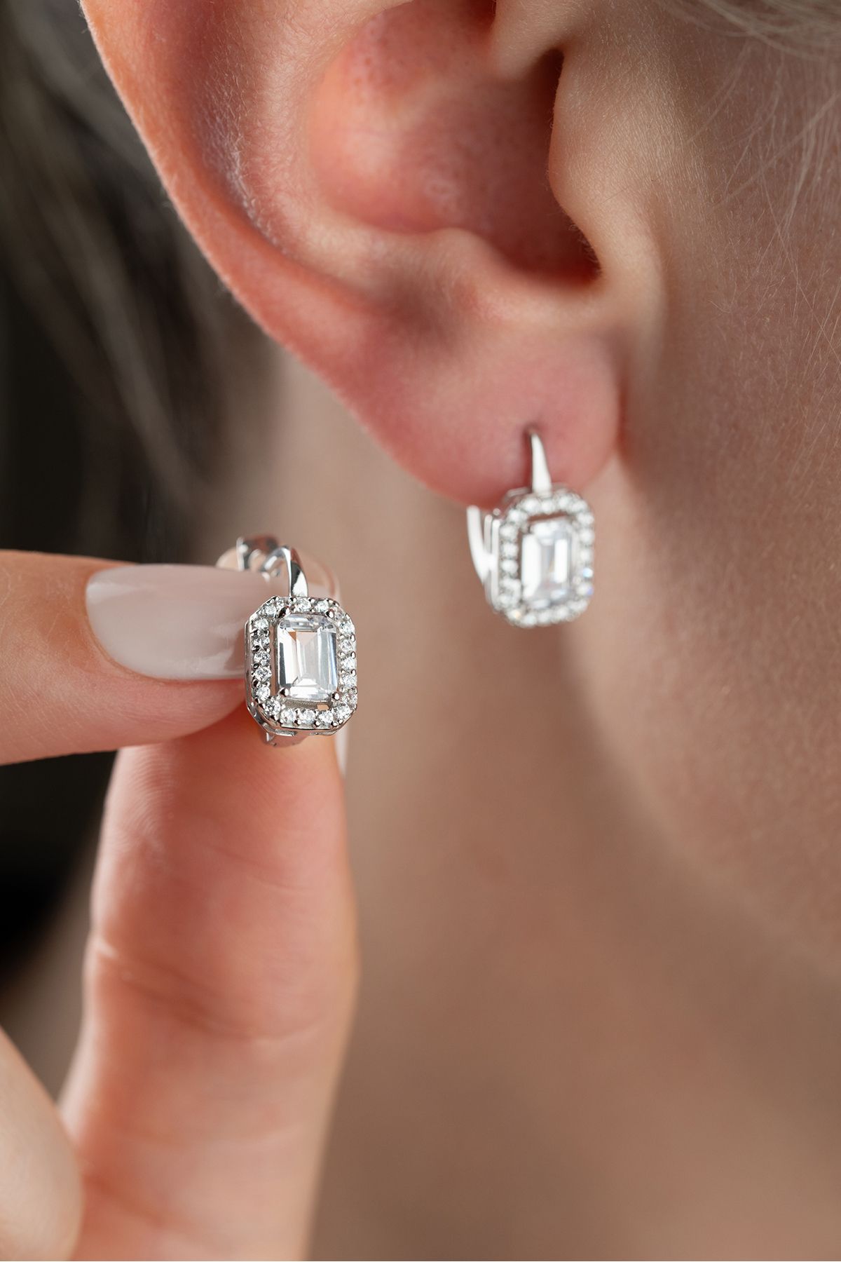 Silvano Jewelry 925 Ayar Gümüş Baget Taşlı Küpe