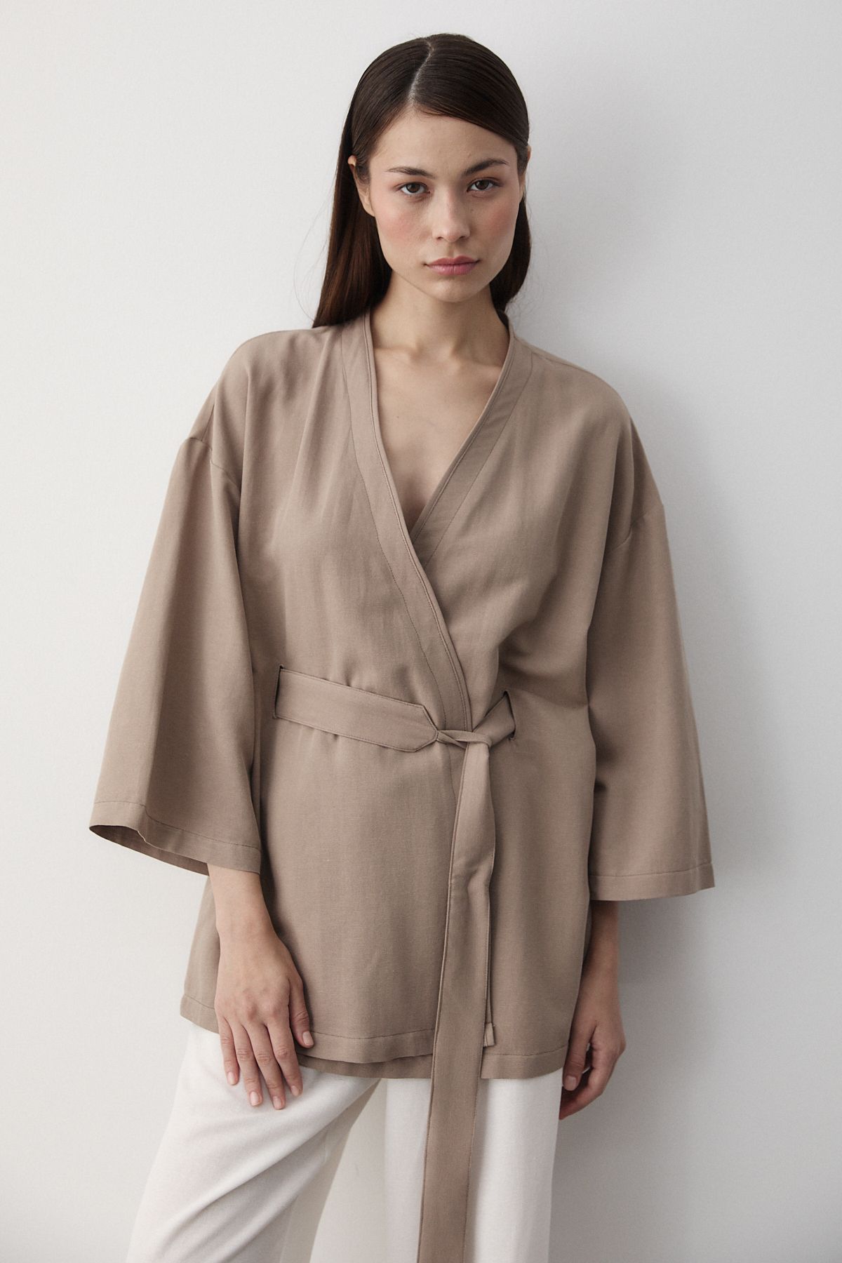 Laluvia Sütlü Kahve Iç Kemerli Kimono - 5383
