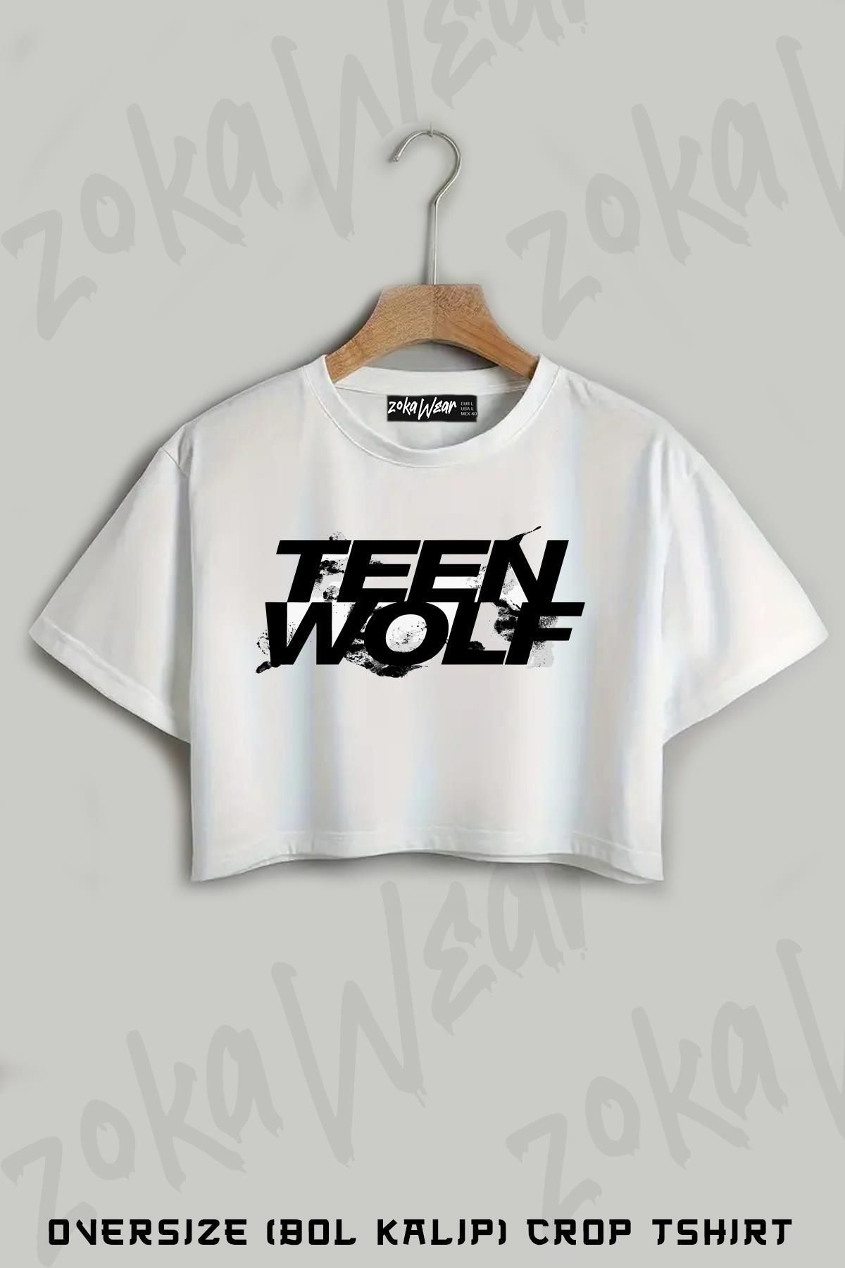 ZOKAWEAR Logo Dizi Teen Wolf Baskılı Oversize Crop T-Shirt