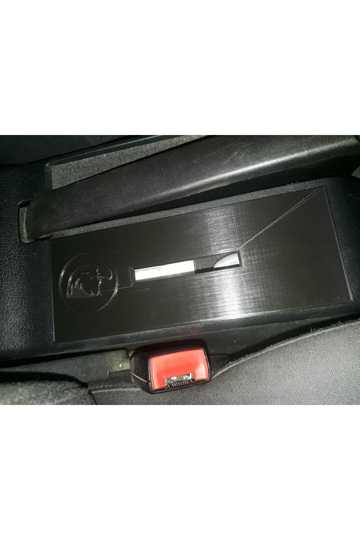 Fatih Audi A4 B5 Saklama bölmesi Kapağı
