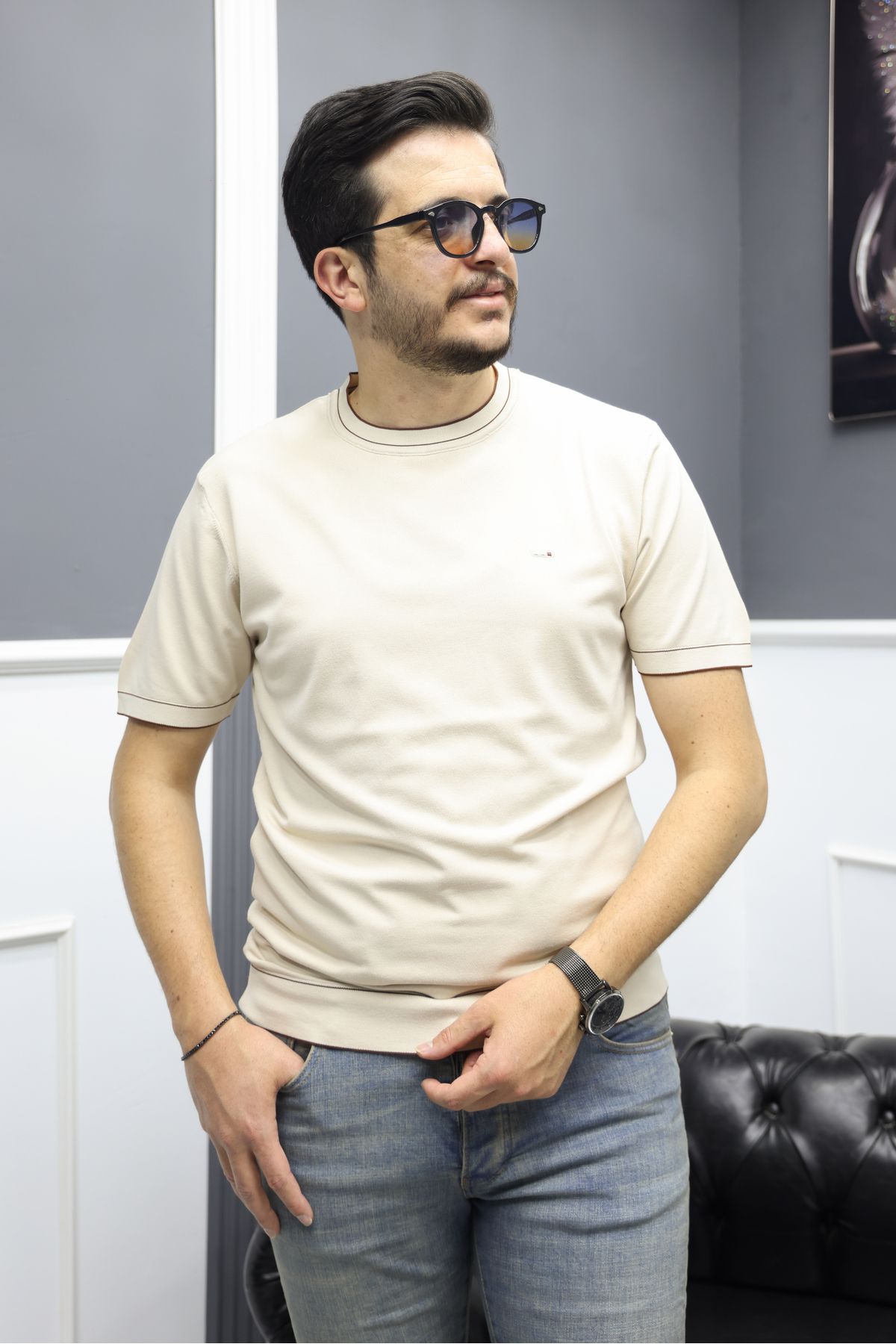 Avni Ceylan Rayon Kumaş Erkek Nakış Detaylı Design Erkek T-shirt