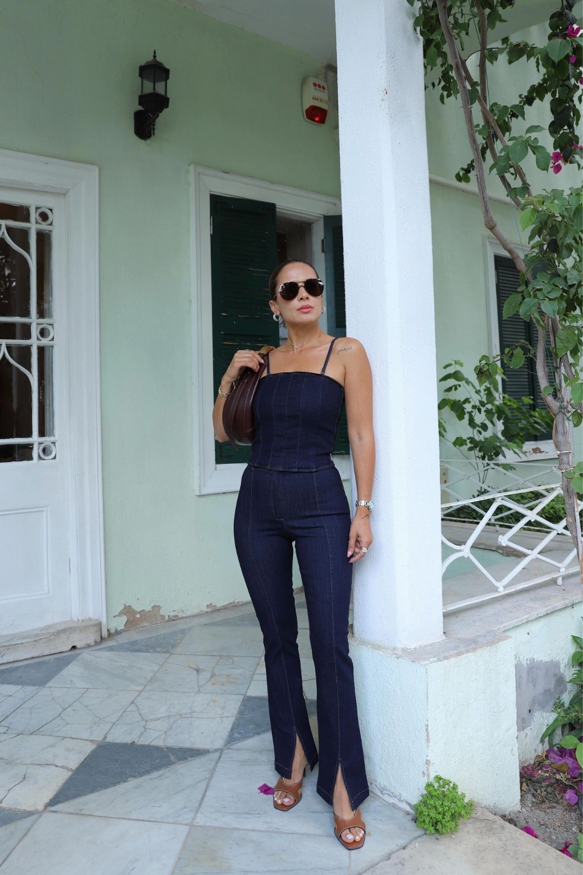 Purple by Banu Lacivert Paça Yırtmaç Detay Lycralı Pantolon Büstiyer Takım