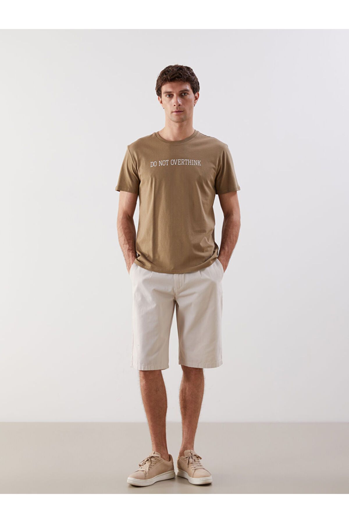 LC Waikiki Yeni Sezon Rahat Kalip Gabardin Erkek Bermuda Sort - S5FH41Z8