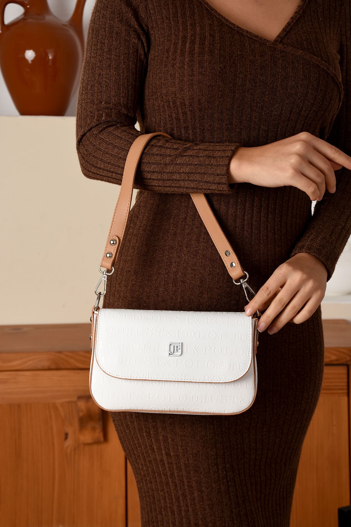 Just Polo Yeni Sezon Günlük Kullanıma Uygun Orijinal Kadın Omuz ve El Çantası 4090 beyaz taba