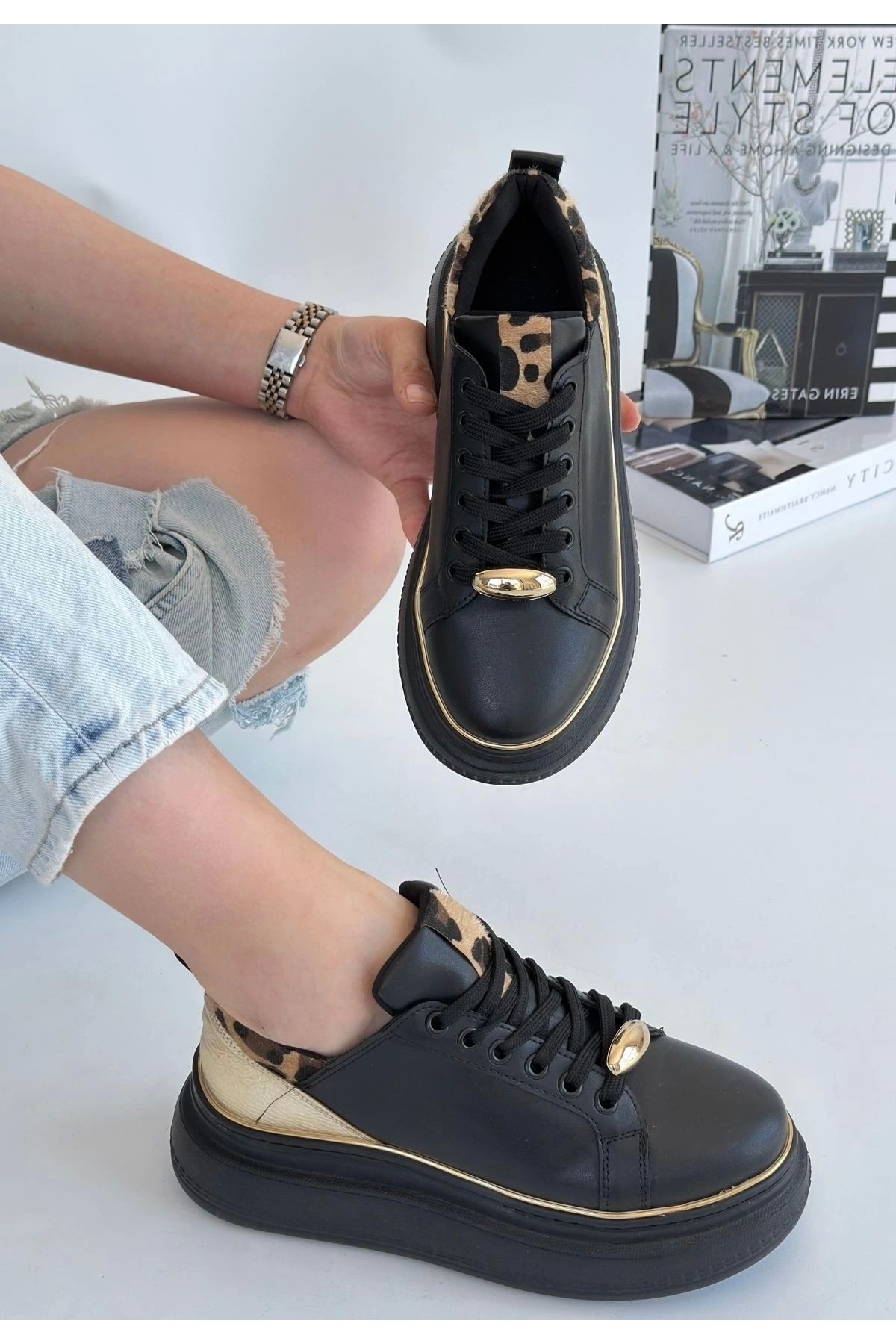 BellevieStore Jista Siyah Cilt Sarı Detaylı Bağcıklı Spor Ayakkabı