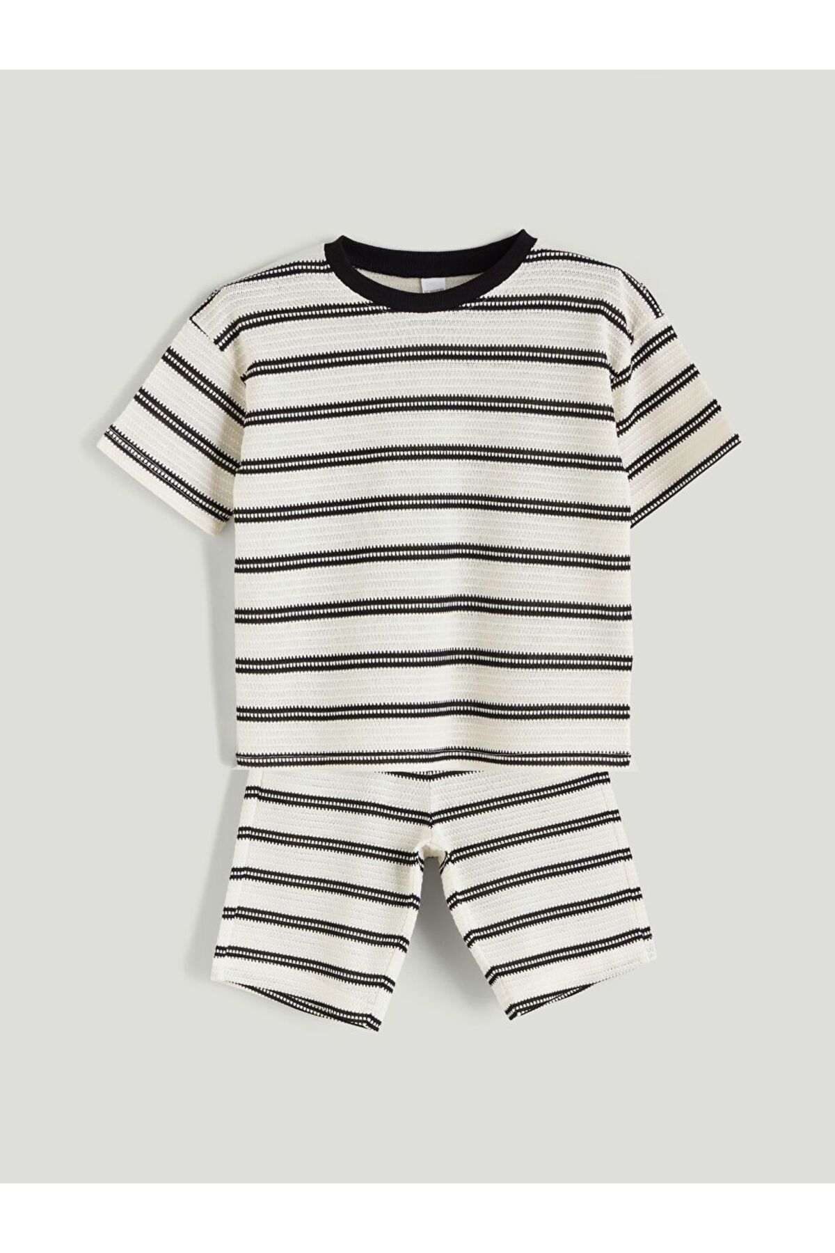 LC Waikiki LCW Kids Çizgili Erkek Çocuk Tişört ve Şort 2'li