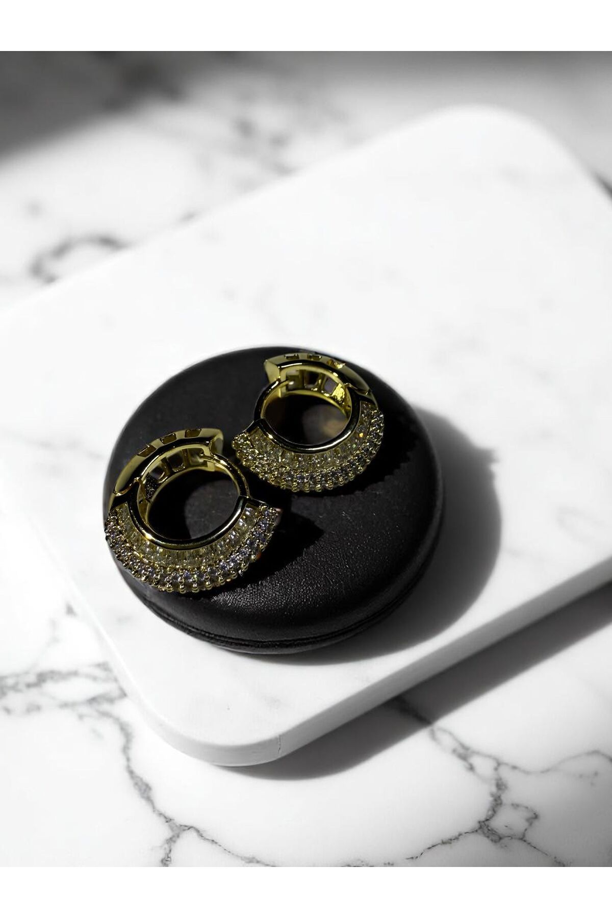 AKMNY BOUTIQUE Taşlı Xuping Çelik Küpe