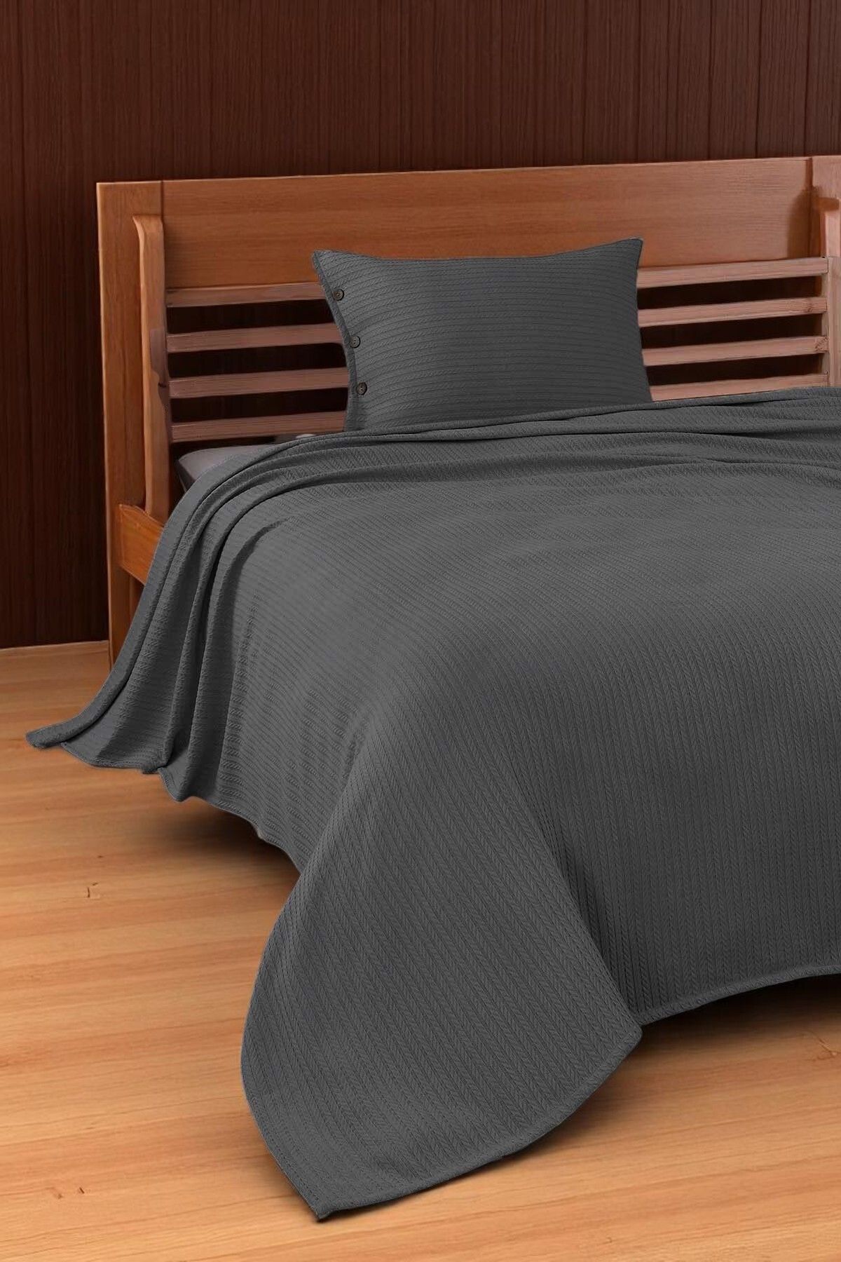 Cottonest TEK KİŞİLİK ÖRGÜ PİKE YATAK ÖRTÜSÜ YASTIKLI