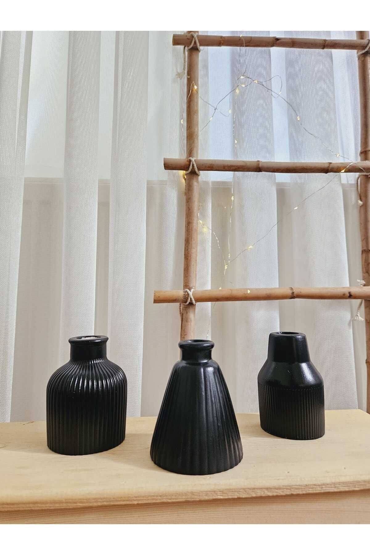 SerenityHaven Siyah 3'Lü Minimal Vazo Seti 10cm