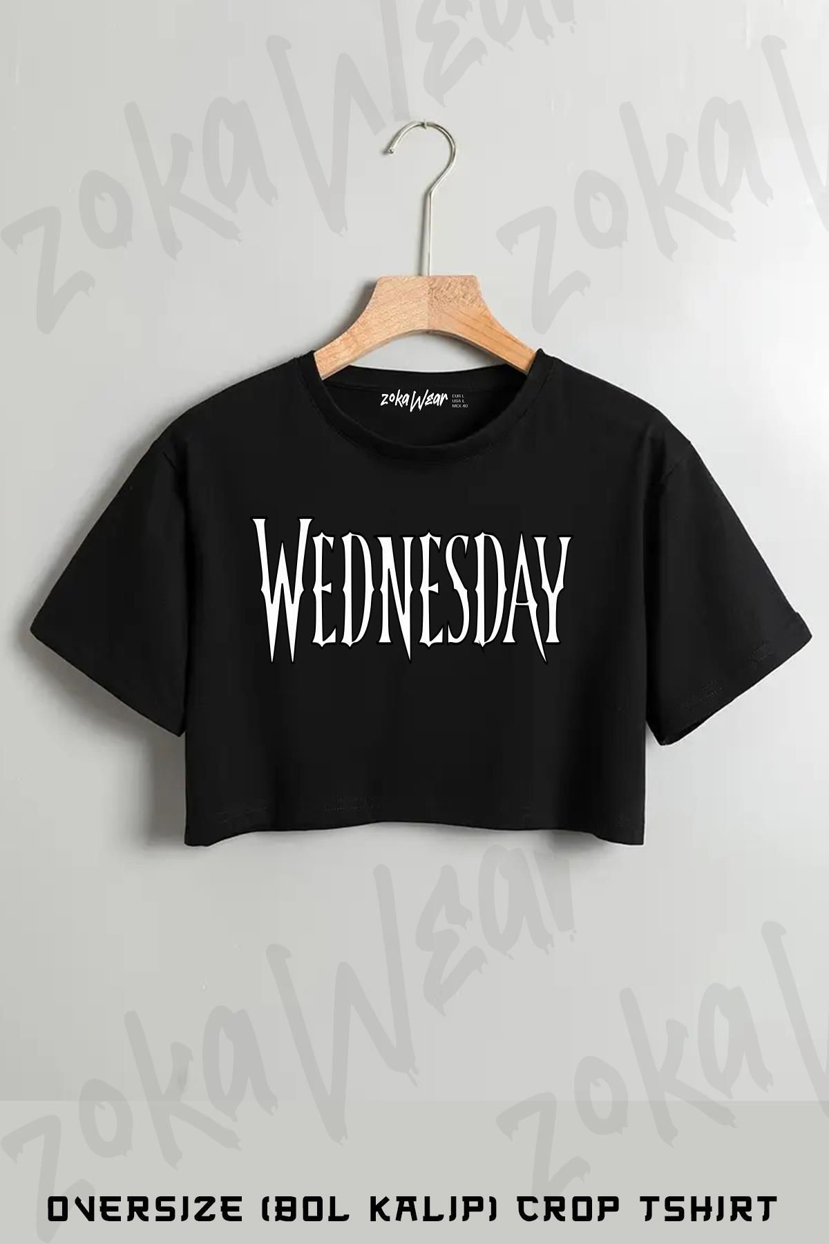 ZOKAWEAR Logo Wednesday Addams Family Baskılı Oversize Crop T-Shirt