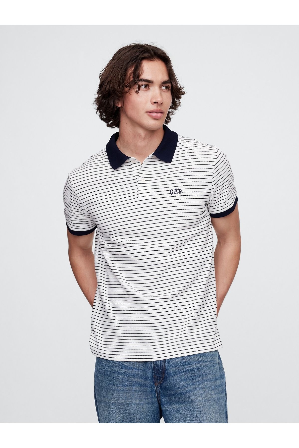 GAP Erkek Siyah Beyaz Çizgili Gap Logo Polo T-Shirt