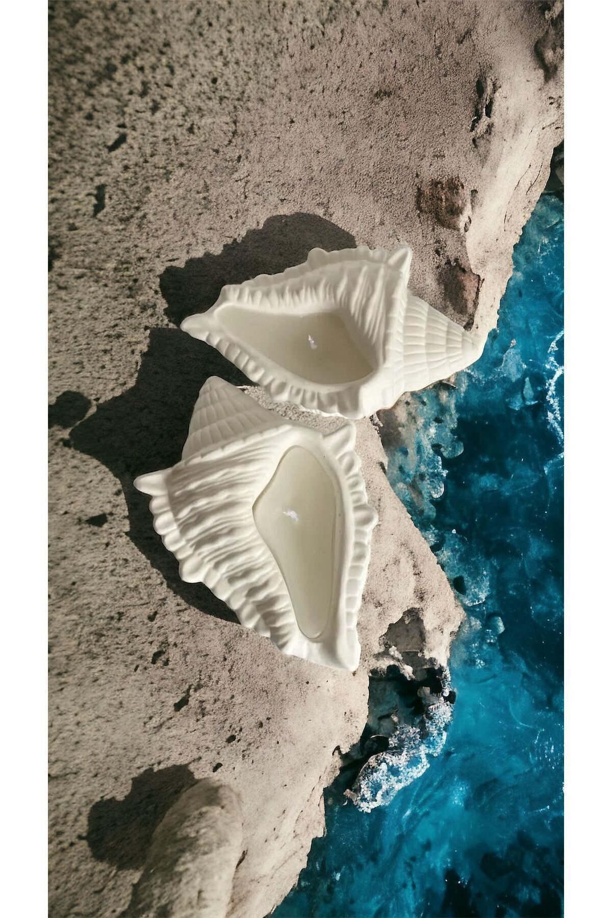 SerenityHaven büyük takılık deniz kabuğu objesi istiridye kokulu mum içinde mevçut