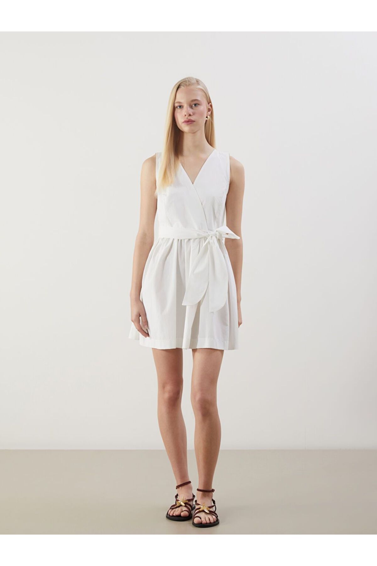 LC Waikiki XSIDE Kruvaze Yaka Poplin Mini Elbise