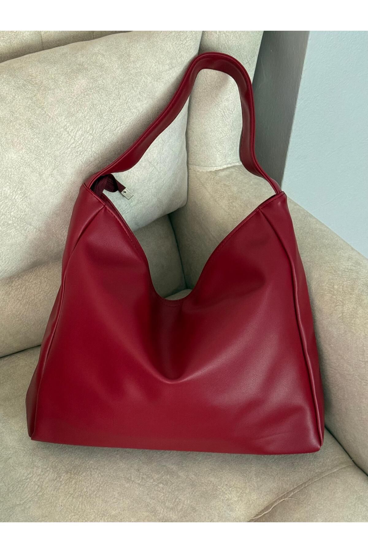 bag KOPYA - KADIN SALAŞ MODEL BORDO DERİ KOL ÇANTASI GENİŞ YÜZEYLİ