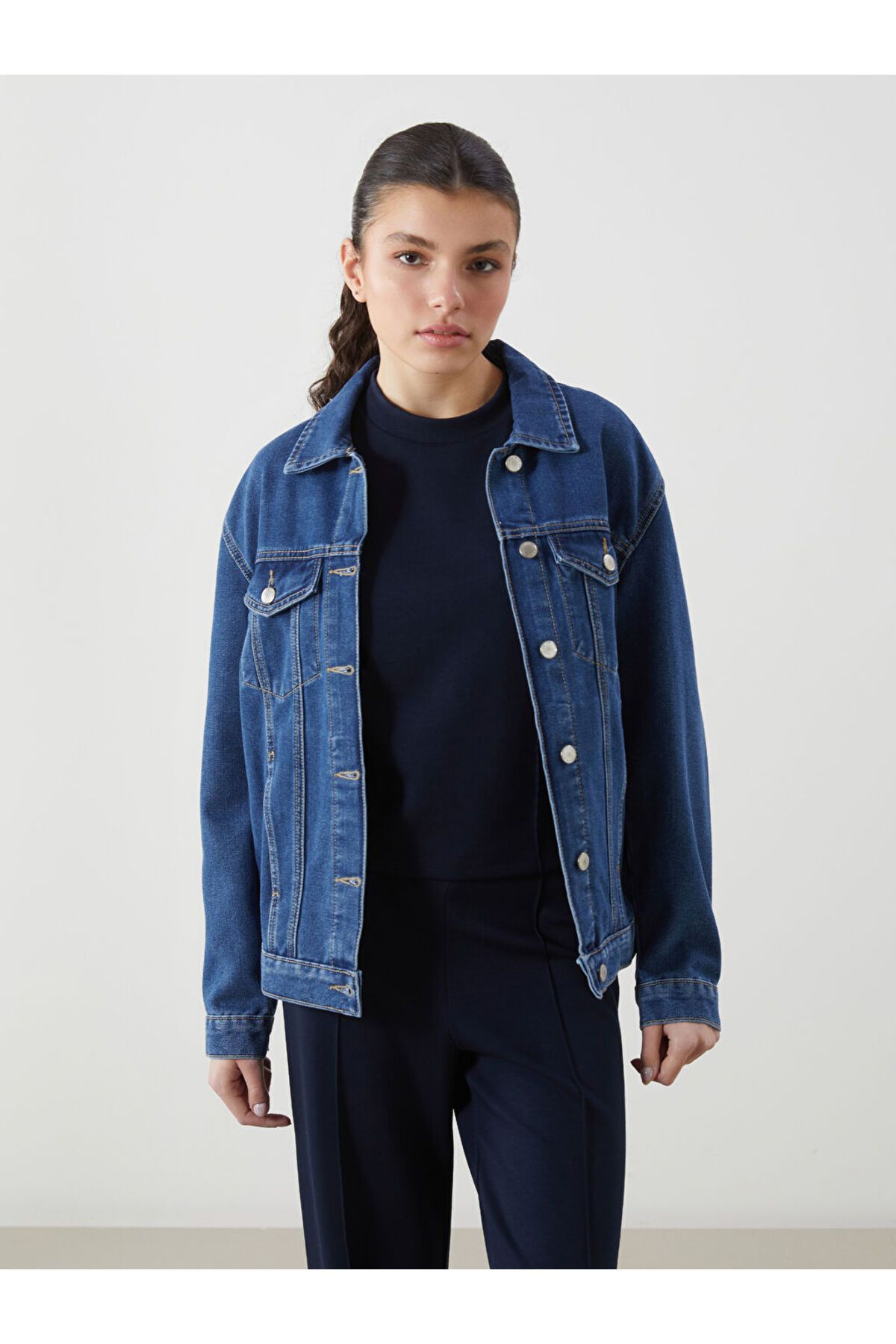 LC Waikiki LCW Vision Indigo Gömlek Yaka Kadın Jean Ceket S53968Z8NVY25