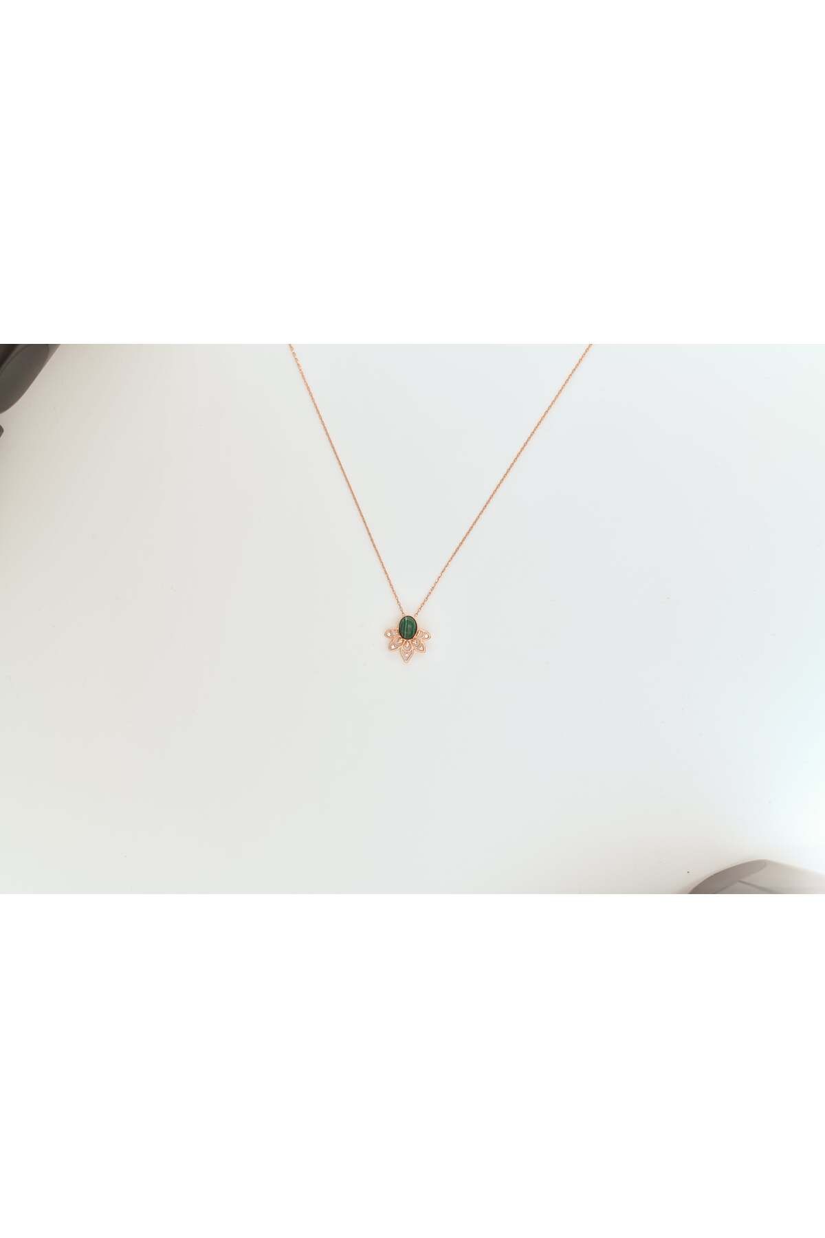 Ocean Silver & Jewelry Malahit Taşlı Lotus Gümüş Kolye