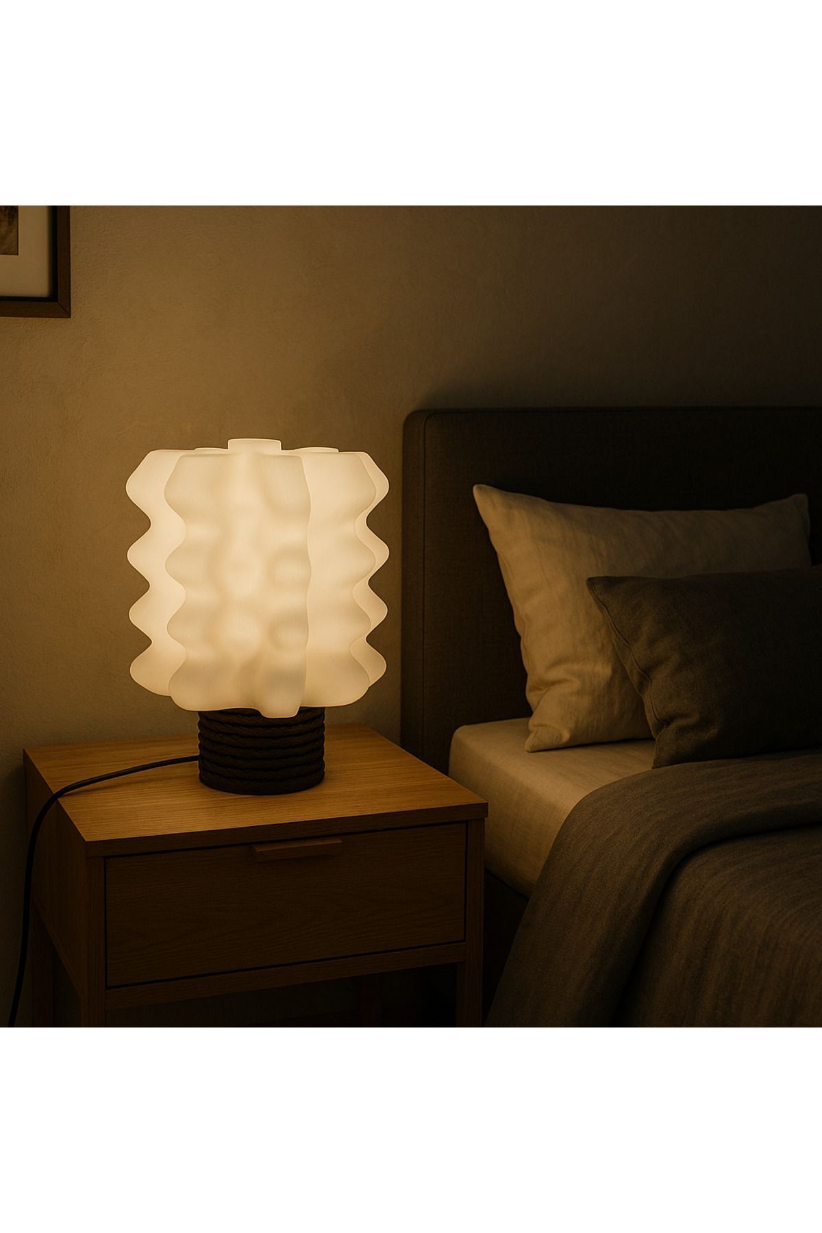 SerenityHaven Dalga Formlu Modern Dekoratif Abajur