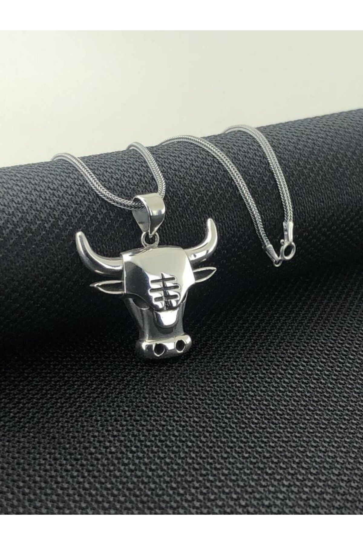 shop Boğa Kafası Tasarımlı 925 Ayar Gümüş Erkek Kolye