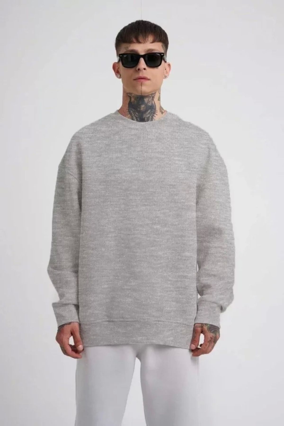 Butik Unisex Biskilet Yaka Üç İplik SweatShirt - Gri