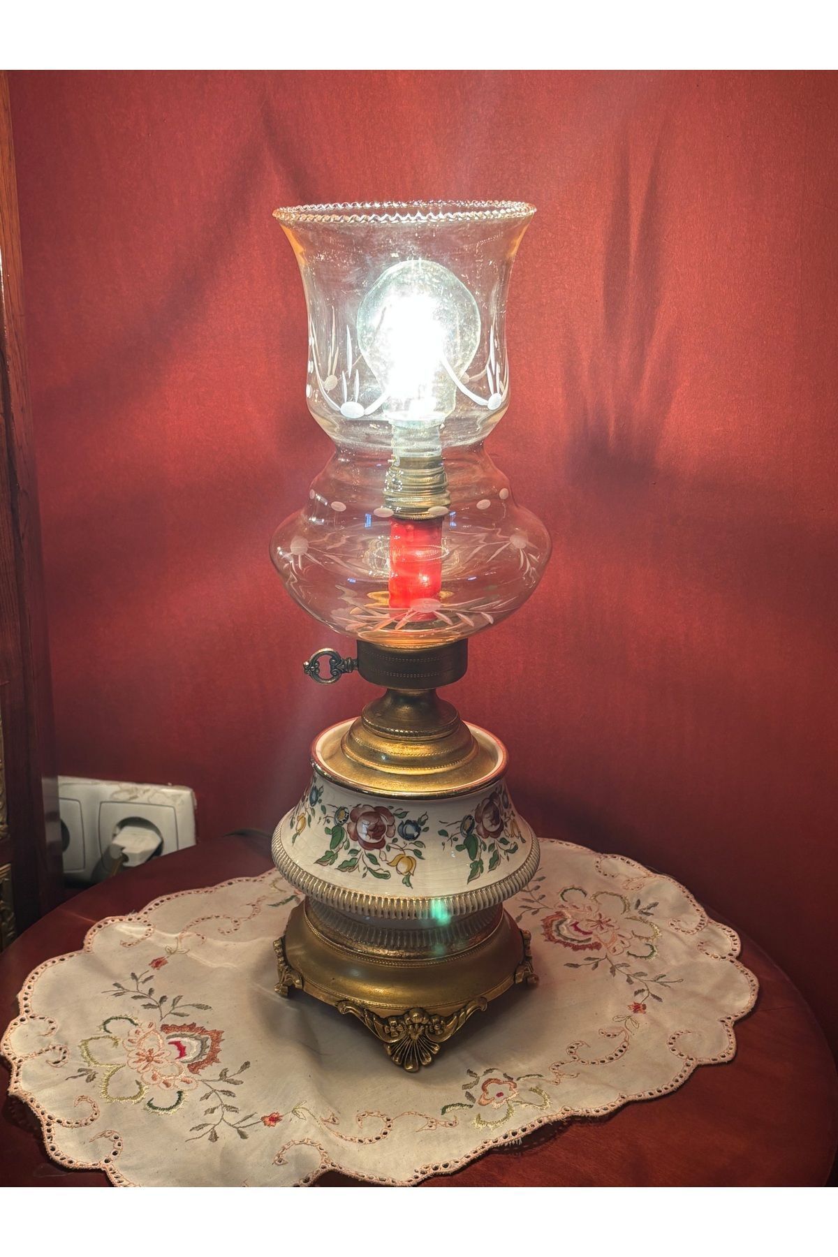 SerenityHaven 40 cm boyunda Avrupa porselen abajur