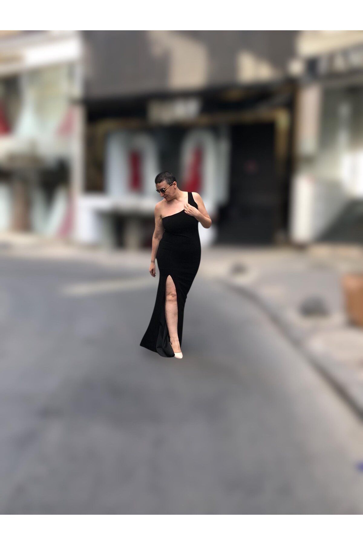 wisteriA SİM GÖRÜNÜMLÜ TEK OMUZ ÖNDEN YIRTMAÇLI ABİYE
