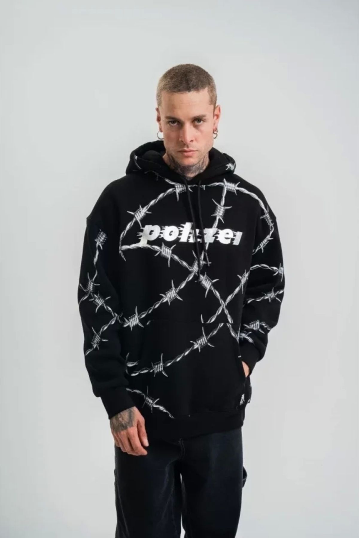 Butik POLIZEI Premium Kalite Kapşonlu Varak Ve Pano Baskılı SweatShirt - Siyah