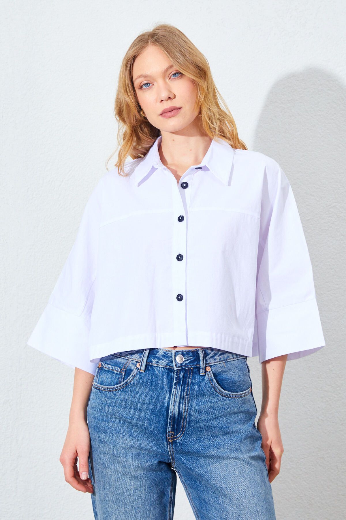 Manche Düşük Kol Çimalı Crop Poplin Gömlek - Beyaz | MKS161451-01