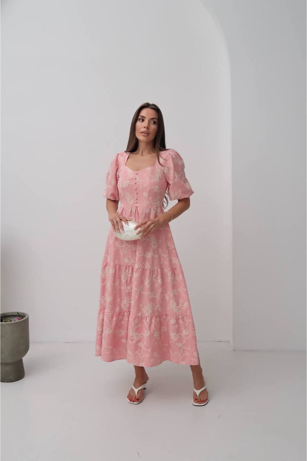 Castivo Fashion Dantel Nakışlı Balon Kol Romantik Elbise