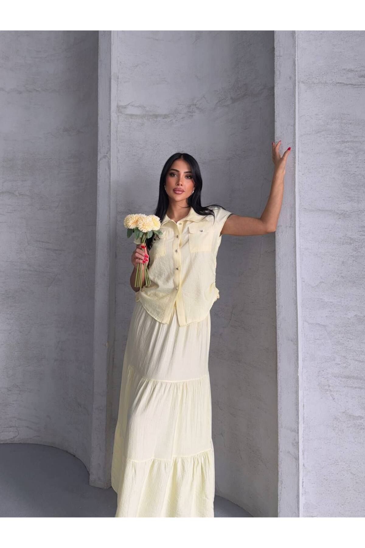 Castivo Fashion Katlı Etekli Düğmeli Yaz Takımı