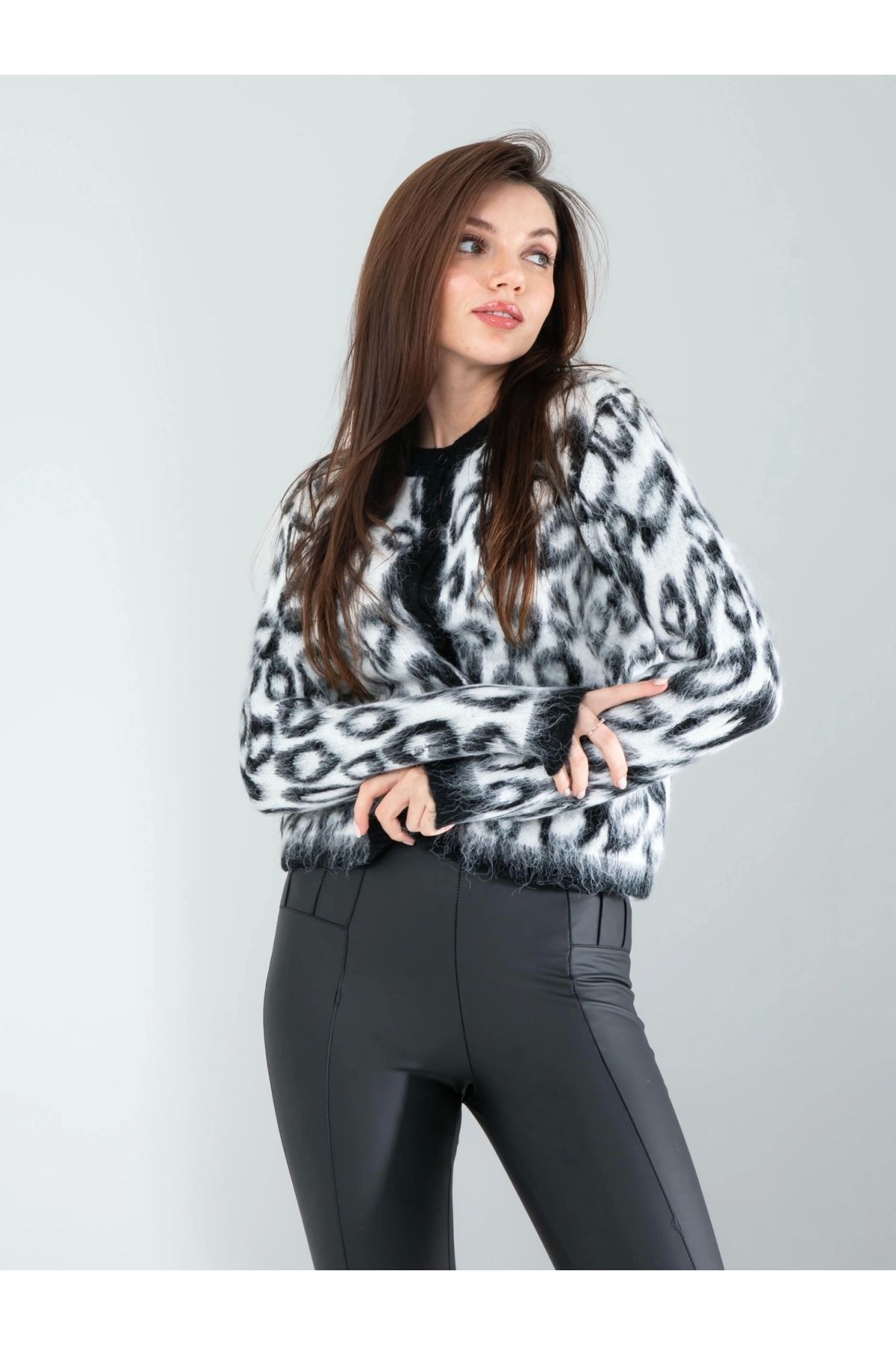 POLEXP Leopar Desenli Triko Hırka - Trendy Ve Şık Kombinler İçin