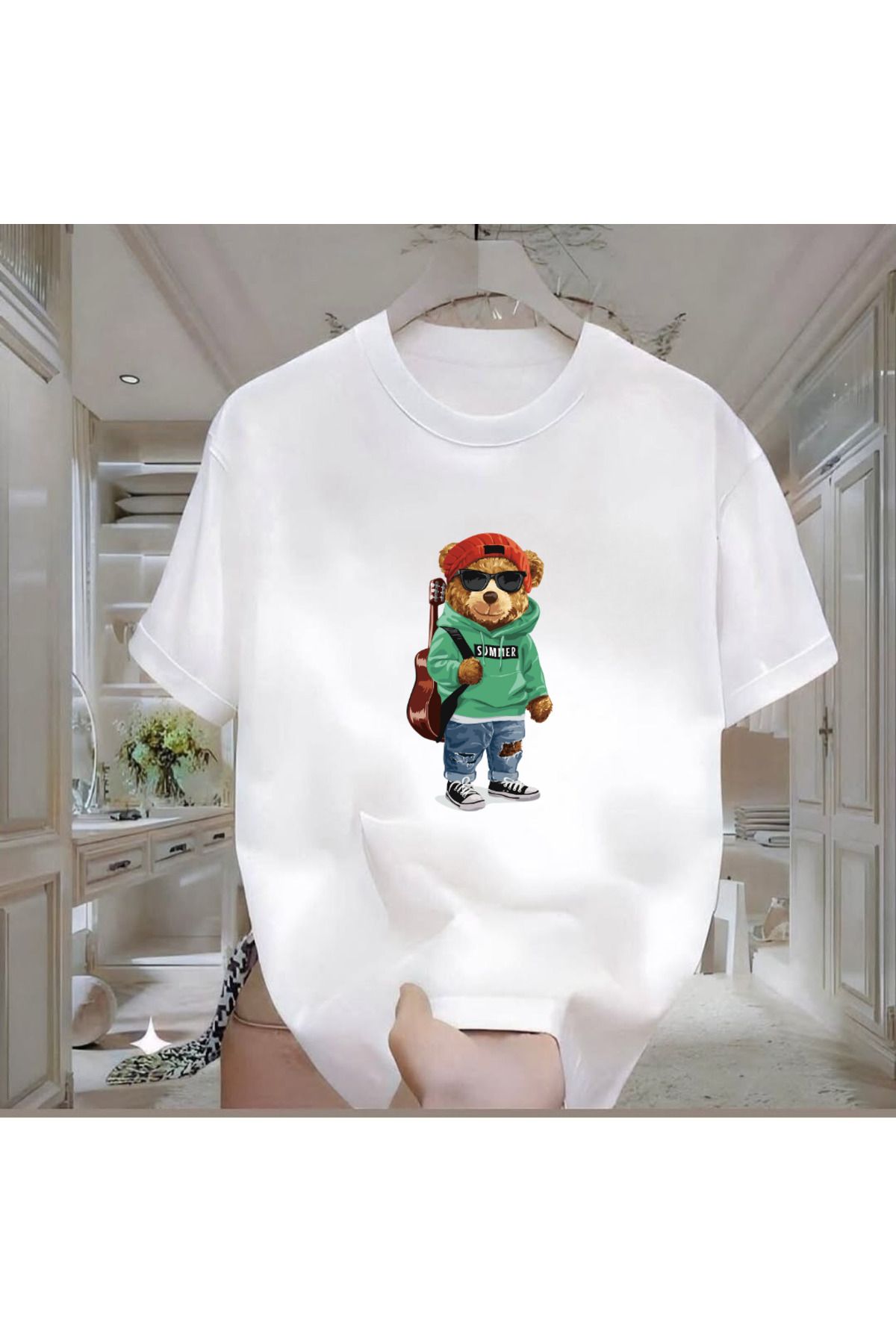 ROVELLA Gitarlı Ayı Baskılı Beyaz Oversize Erkek Tshirt