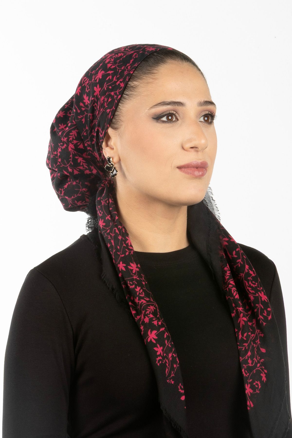 safura Yeni Tasarım Tak-Çıkart Bone Eşarp - Desenli, Ayarlanabilir Ense Lastik, Kaymaz Kadife Şerit