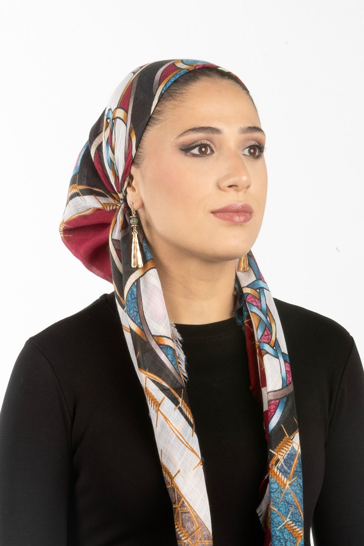 safura Yeni Özel Tasarım Bone Eşarp - Desenli, Ayarlanabilir Ense Lastik, Kaymaz Kadife Şerit