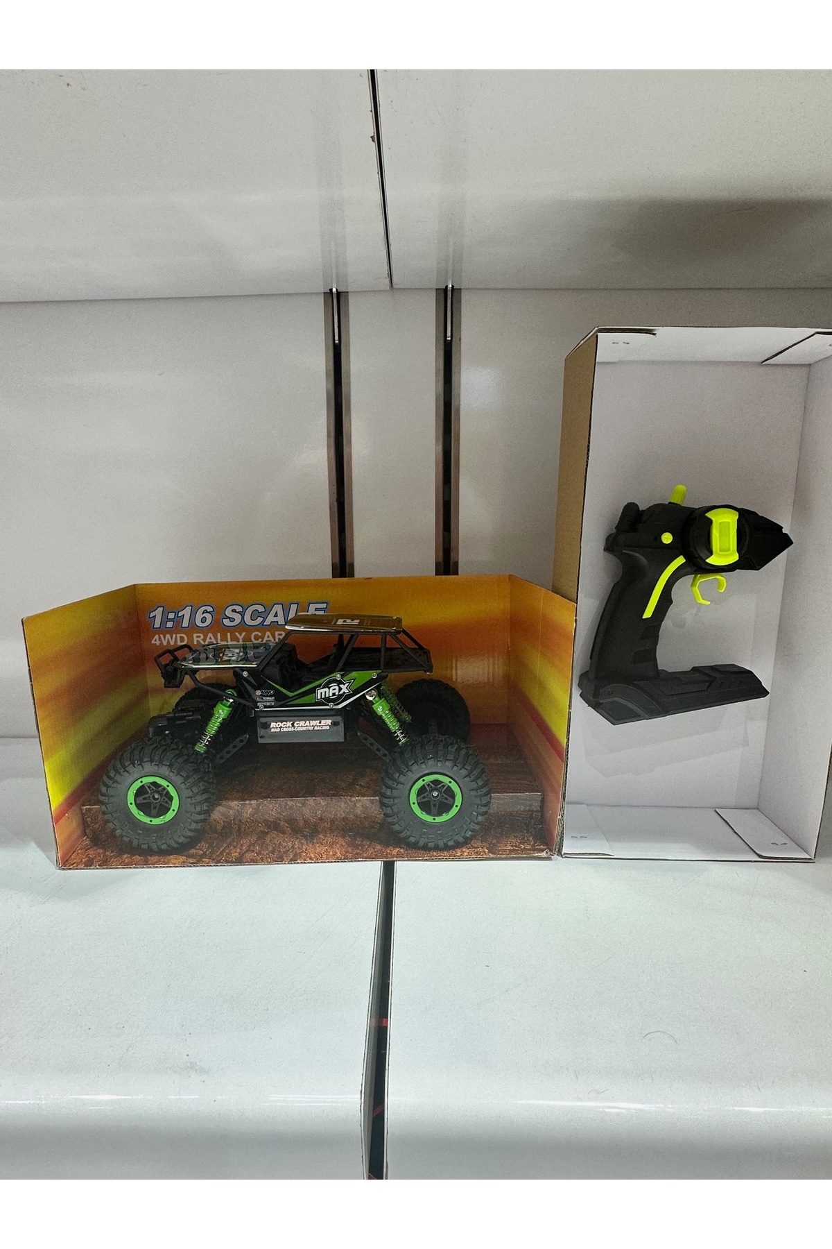 YVZ Uzaktan Kumandalı Araba 4x4 Rock Crawler Off Road Şarjlı