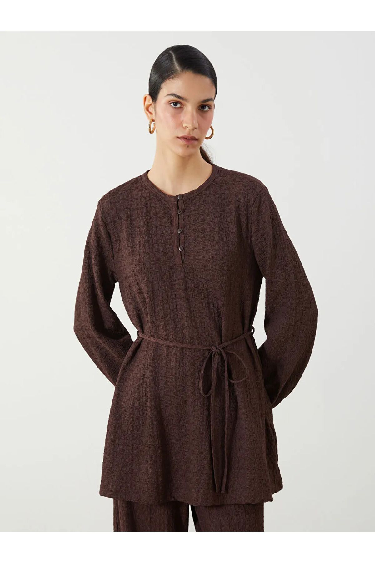 LC Waikiki LCW Modest Kahverengi Bisiklet Yaka Dokulu Kadın Tunik