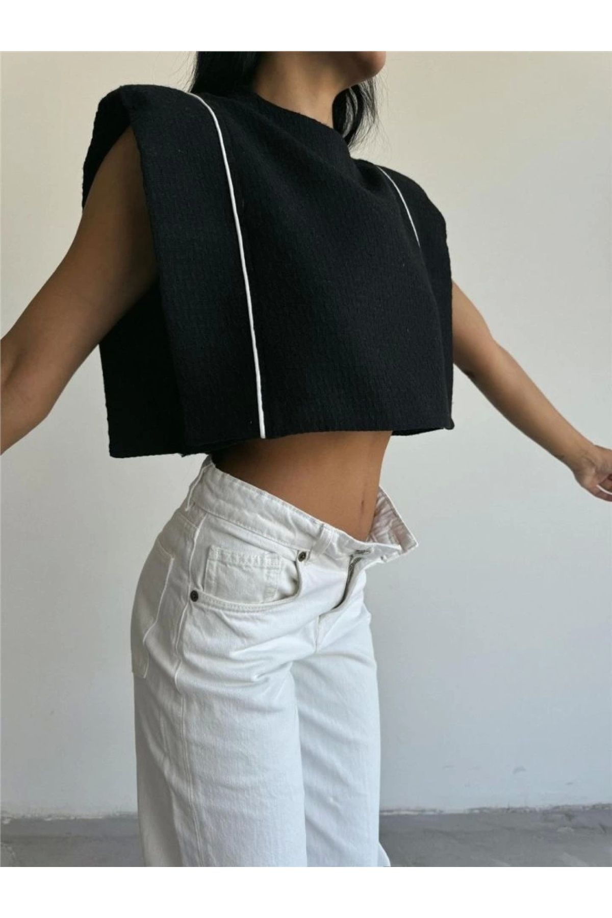 POLEXP Siyah Vatkalı Crop Bluz